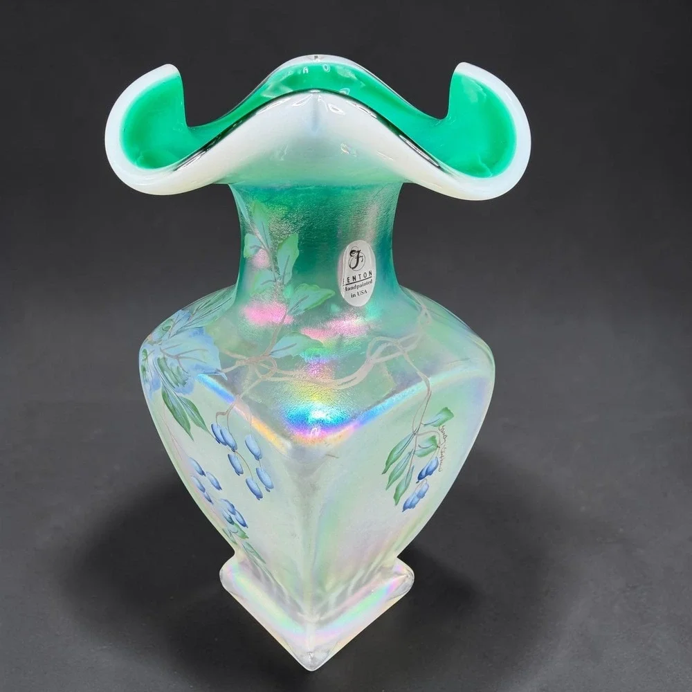 Fenton‎ New Century XXI Green Opalescent Iridescent Hand Painted Blueberry Vase